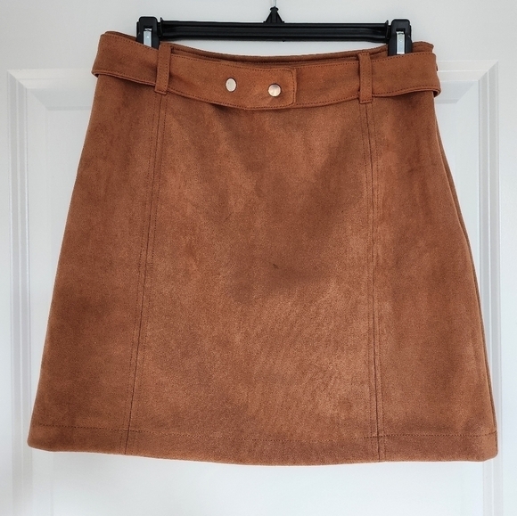 Haute Monde Dresses & Skirts - Haute Monde feaux brown suede skirt size Large